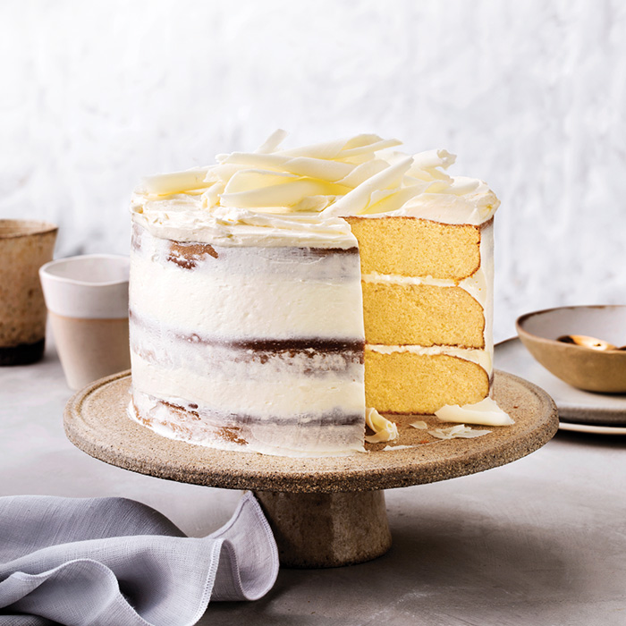 How to Bake a 3-Layer Cake in 1 Hour