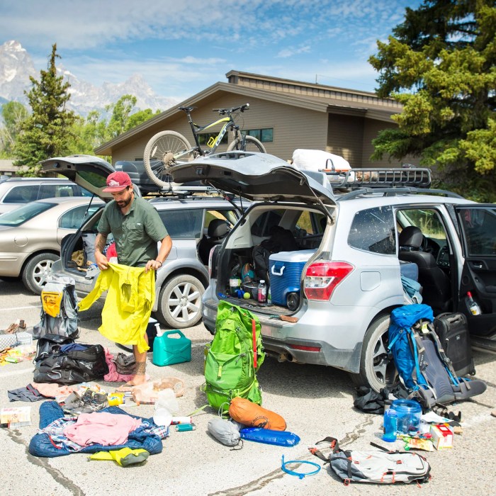 How to Pack Your Car for a Road Trip
