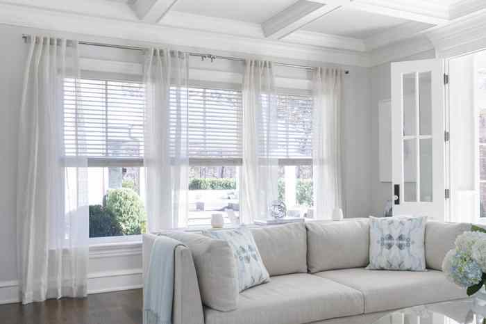 How to Choose the Right Curtains and Blinds: 5 Factors to Consider